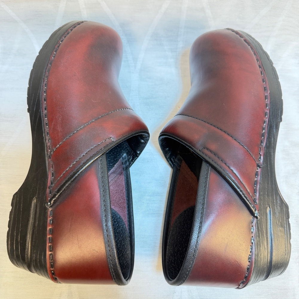 Dansko Women's Professional Cordovan Cabrio Clog US 9.5-10 EU 40 Burgundy - Picture 9 of 12